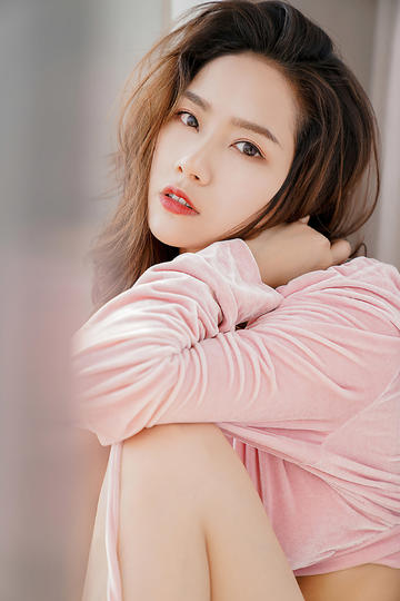 国产欧美亚洲精品第一页